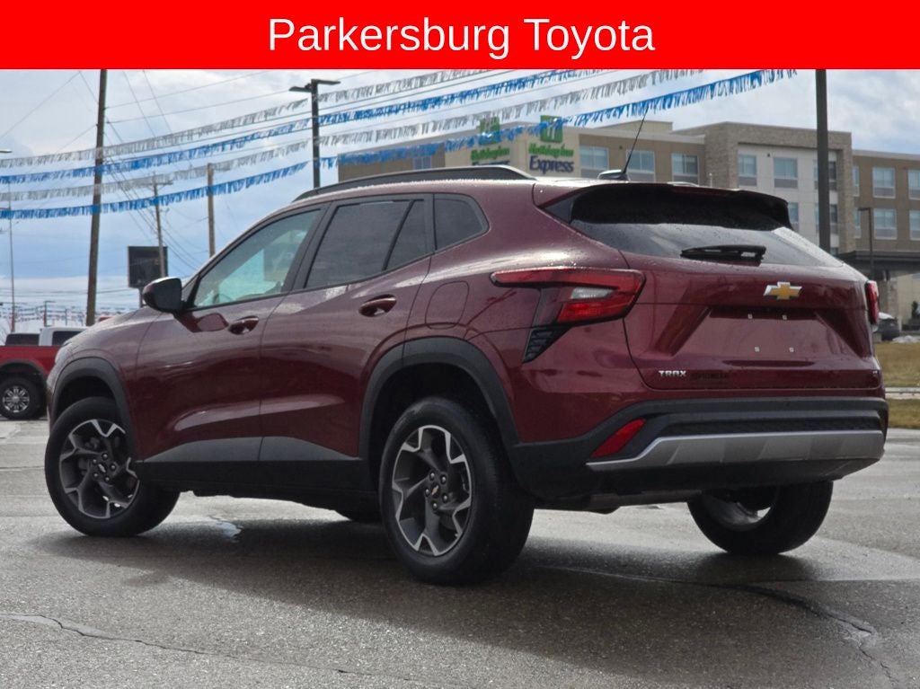 2024 Chevrolet Trax LT