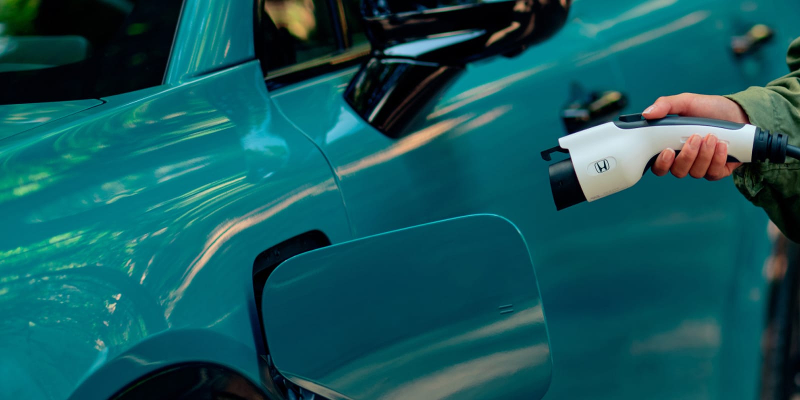 Charging port of new 2026 Honda Prologue for sale near Newport