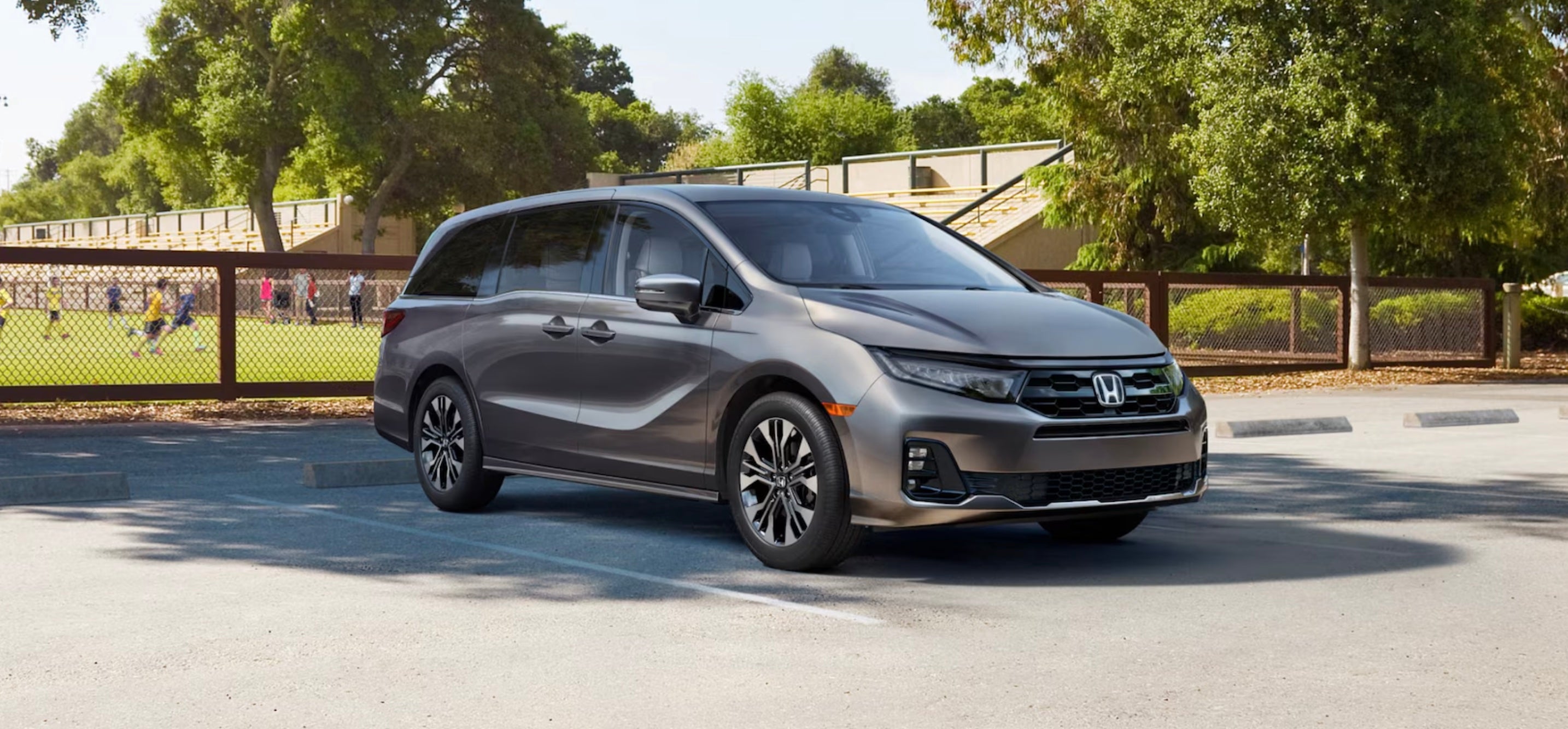 2026 Honda Odyssey Elite shown in Smoke Blue Pearl